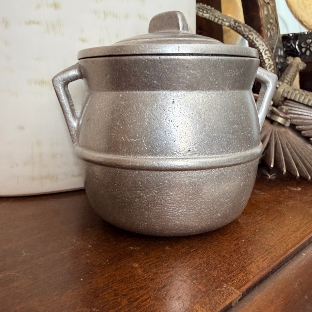 Wilton Armetale Silver Cookware with Handles